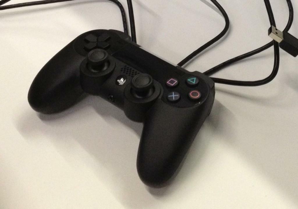Control PS4 2